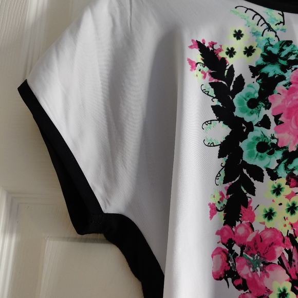 Macy's Blouse - Picture 3 of 4